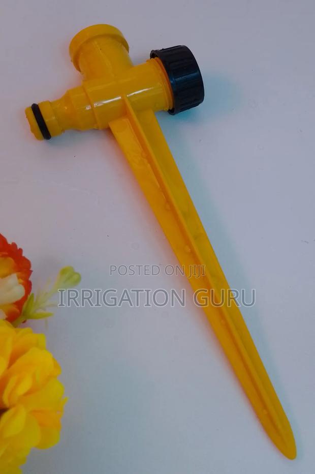 Garden Hose Watering Spikes - thumbnail 2
