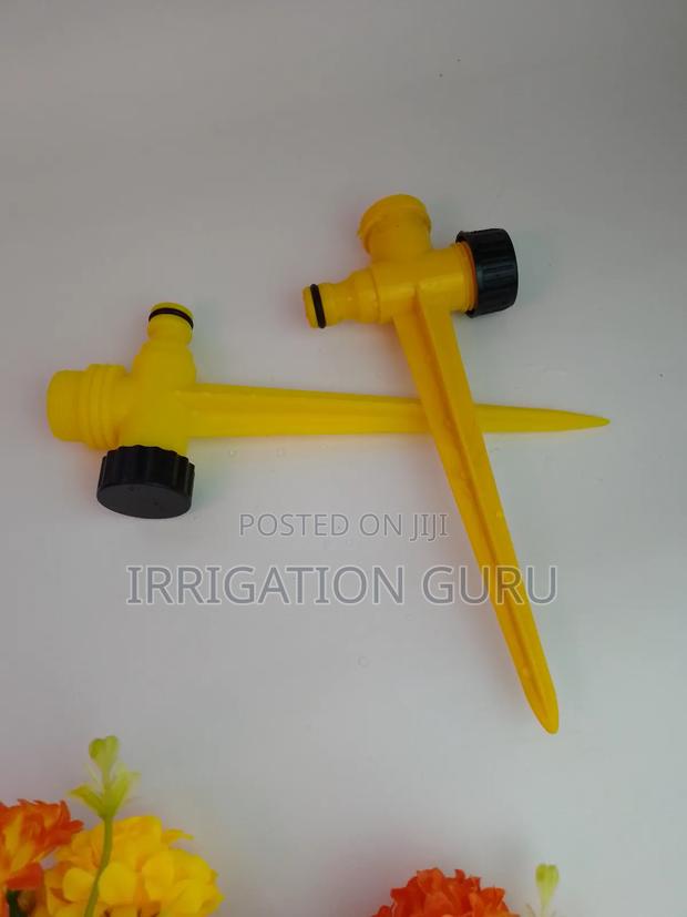 Garden Hose Watering Spikes - thumbnail 3