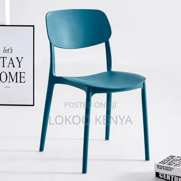 Home Chairs: Multiple Colors Plastic Dining Chairs