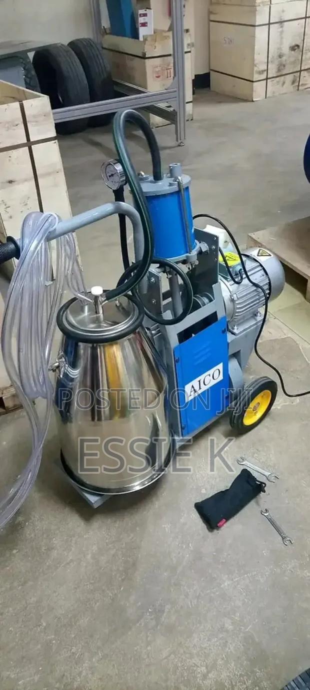 Milking Machine Electric Powered - main view