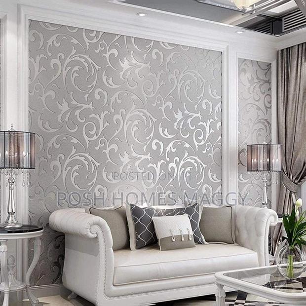 Silver Quality Wallpapers - main view