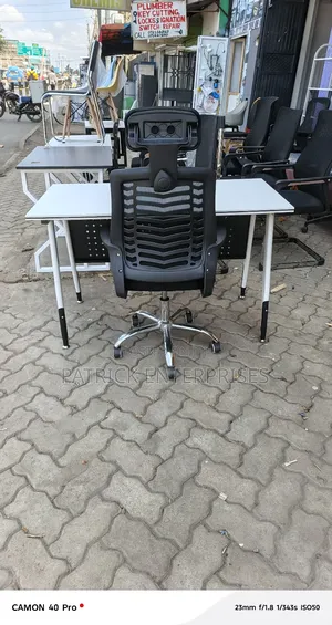 Impoted Modern It/Computer Desk Plus Headrest Stupy Chair
