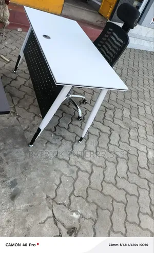 Impoted Modern It/Computer Desk Plus Headrest Stupy Chair