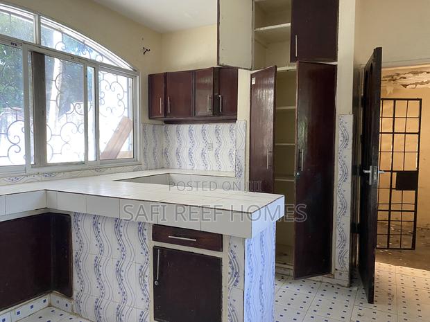 4bdrm Maisonette in Nyali for rent - thumbnail 8
