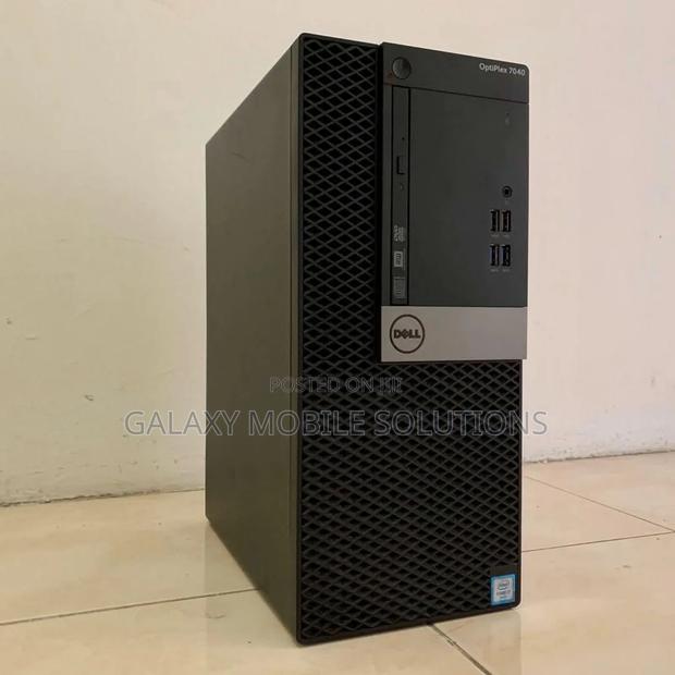 Desktop Computer Dell OptiPlex 7040 8GB Intel Core I5 SSD 256GB - main view