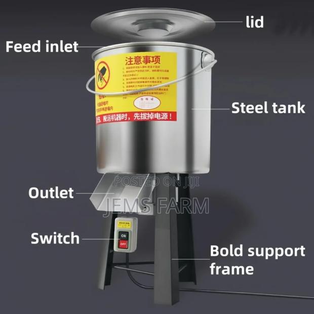 Multifunctional Electric Vegetable and Fruit Crusher Machine - thumbnail 3