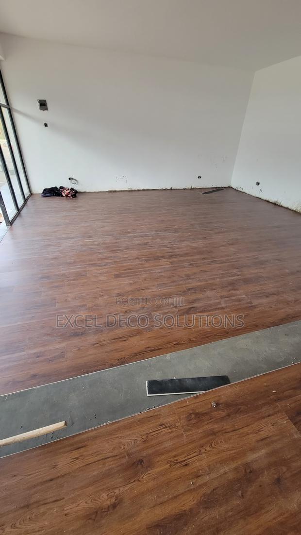 Moisture Resistance Durable Floors- SPC Planks - main view