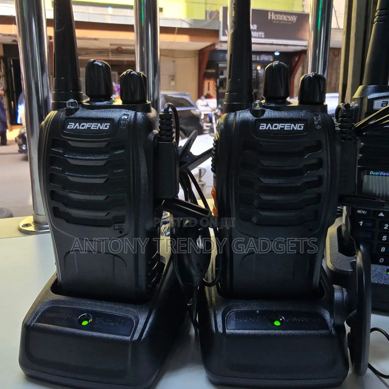 Baofeng Bf-B888s– Professional Walkie Talkie With Dual PTT