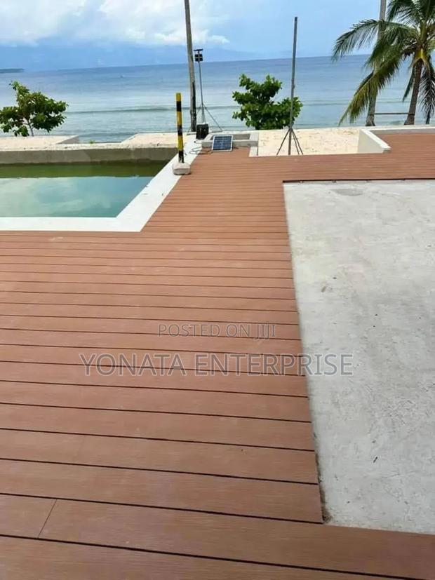 Swimming Pool Decking Floor Boards - main view