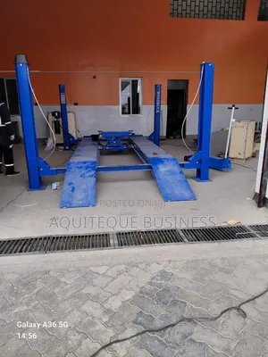 Four Lift Post