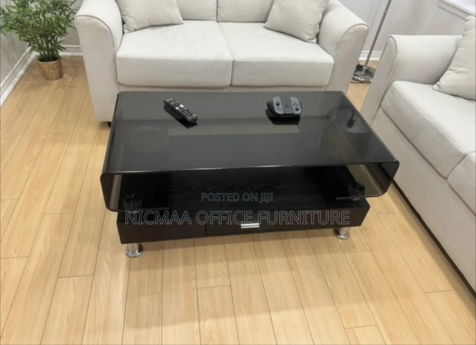 Curva Black Glass Coffee Table