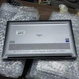 Laptop Dell Precision 5550 16GB Intel Core I7 SSD 512GB