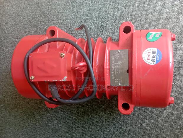 3phase Vibrating Motor 2.2kw - thumbnail 2