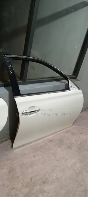 Exclusive Best Quality Toyota Harrier Driver Door