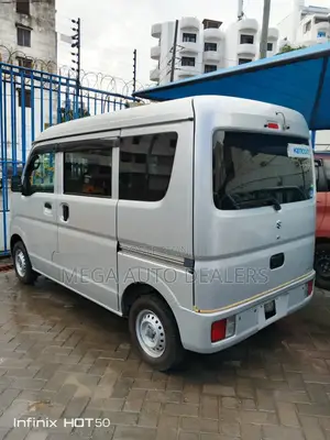 Suzuki Every Wagon 2018 Silver