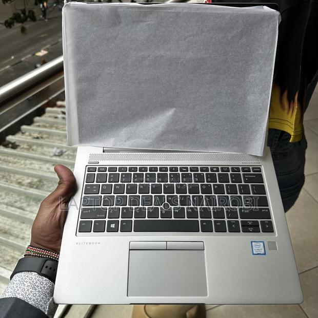 Laptop HP EliteBook 830 G8 32GB Intel Core I7 SSD 512GB