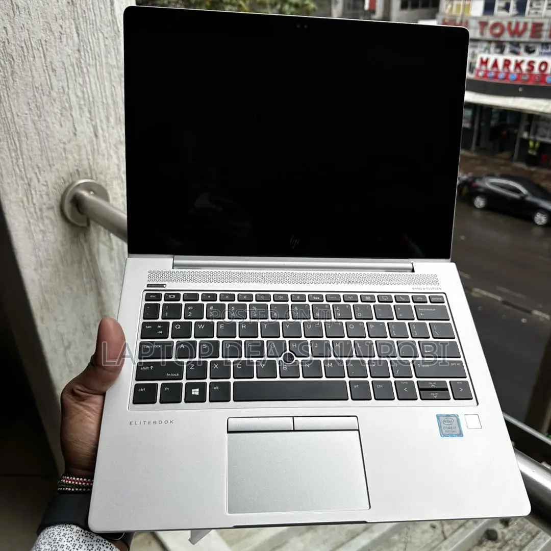 Laptop HP EliteBook 830 G8 32GB Intel Core I7 SSD 512GB