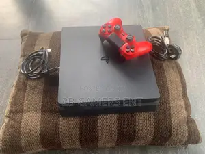 Ps4 Slim, 1 Pad Red, Accessories