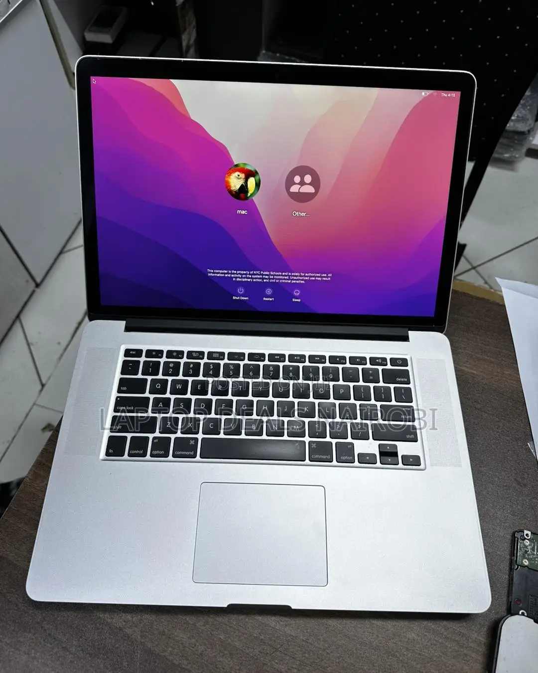 Laptop Apple MacBook Pro 2015 16GB Intel Core I7 SSD 256GB