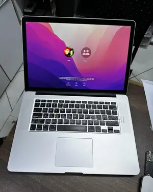 Laptop Apple MacBook Pro 2015 16GB Intel Core I7 SSD 256GB