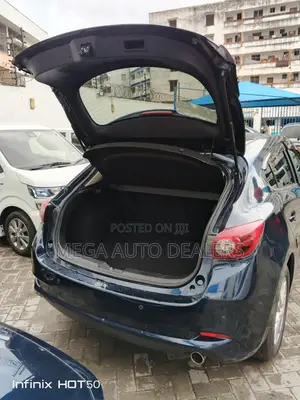 Mazda Axela 2018 Blue
