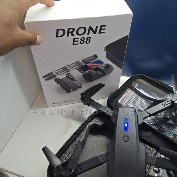 E88 Foldable Drone – Long Range With Dual Cameras - thumbnail 2