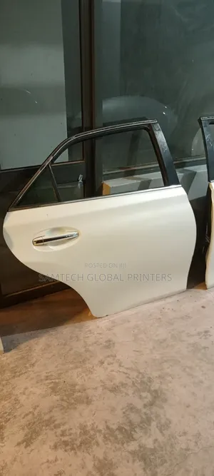 Top Quality Toyota Harrier Back Right Door