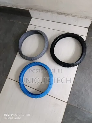 Universal Silicone Wheel Cover / Anti-Slip Grip Wheel Cover