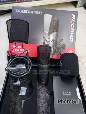 Takstar Sm-10 Unidirectional Recording Microphone.