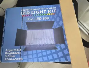 Varicolor U800 Light – For Youtube, Filming Makeup