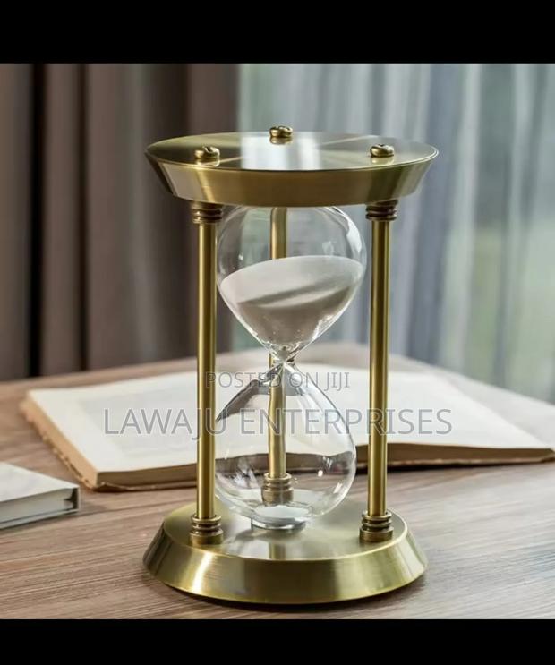 Hour Glass - 30minutes Rotating Timer