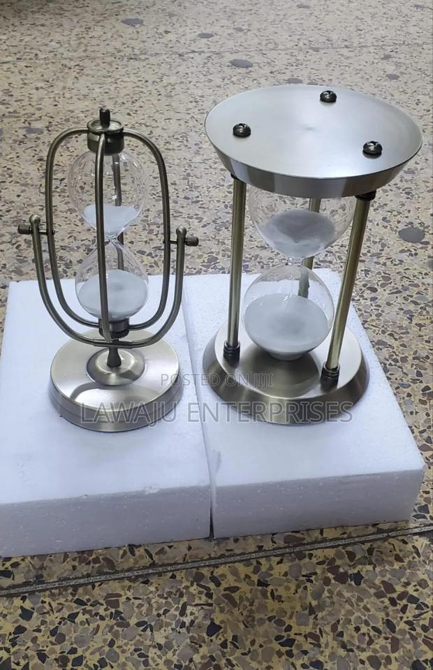 Hour Glass - main view