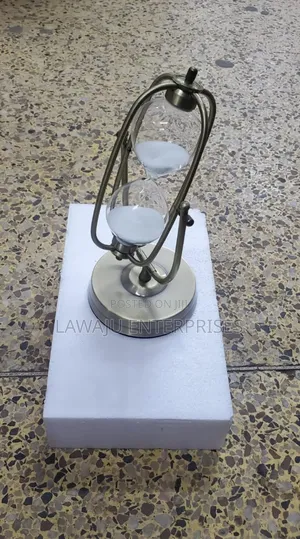 Hour Glass