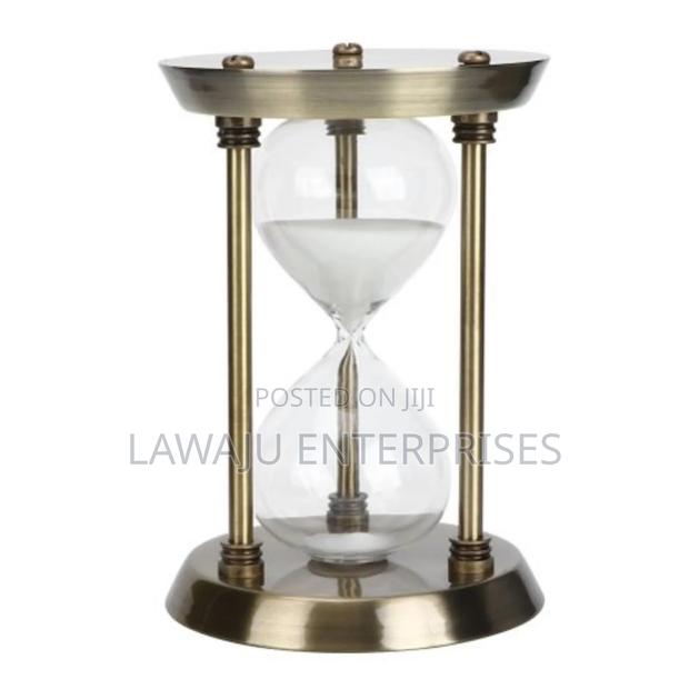 Hour Glass