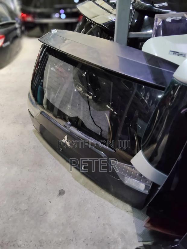 Mitsubishi Outlander 2009 Boot