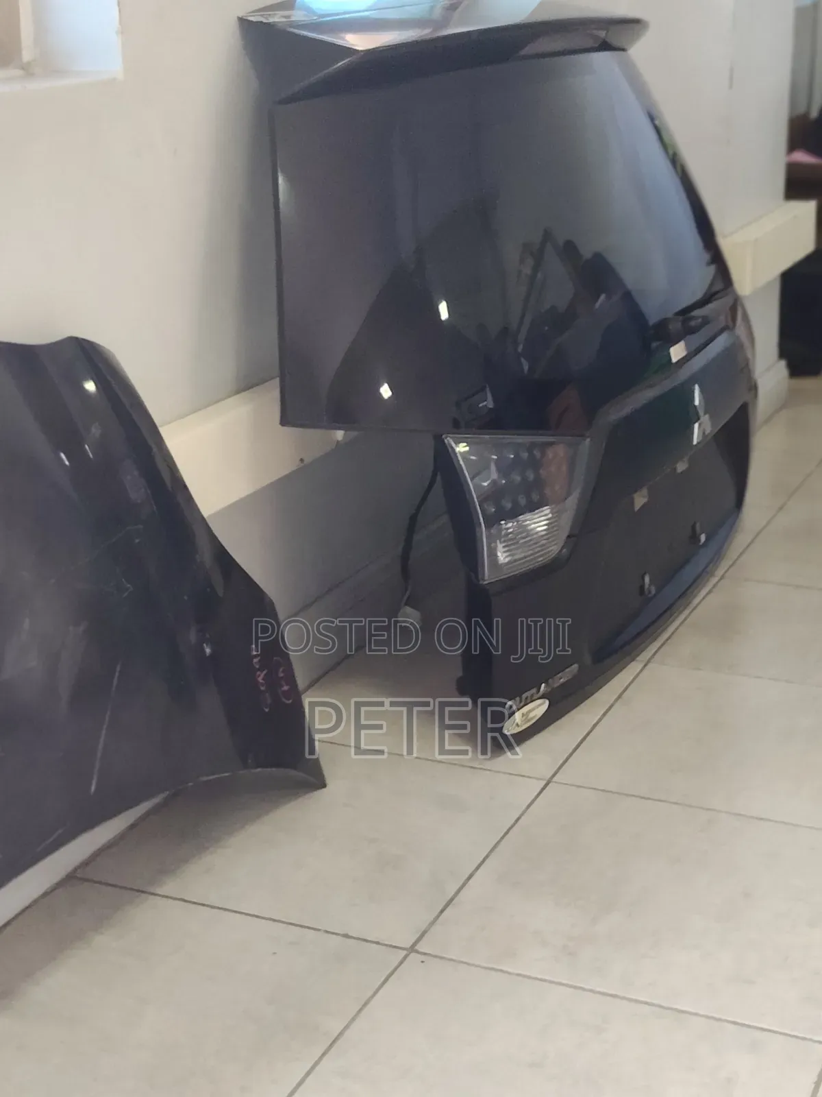 Mitsubishi Outlander 2009 Boot