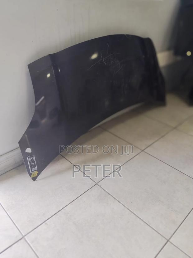 Vitz 2012 Bonnet
