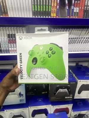 Xbox Series X|S Wireless Controller [Velocity Green] - New - thumbnail 2
