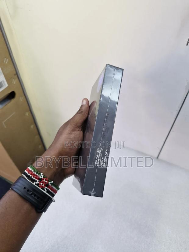 New Samsung Galaxy Z Flip6 256 GB Silver - thumbnail 4