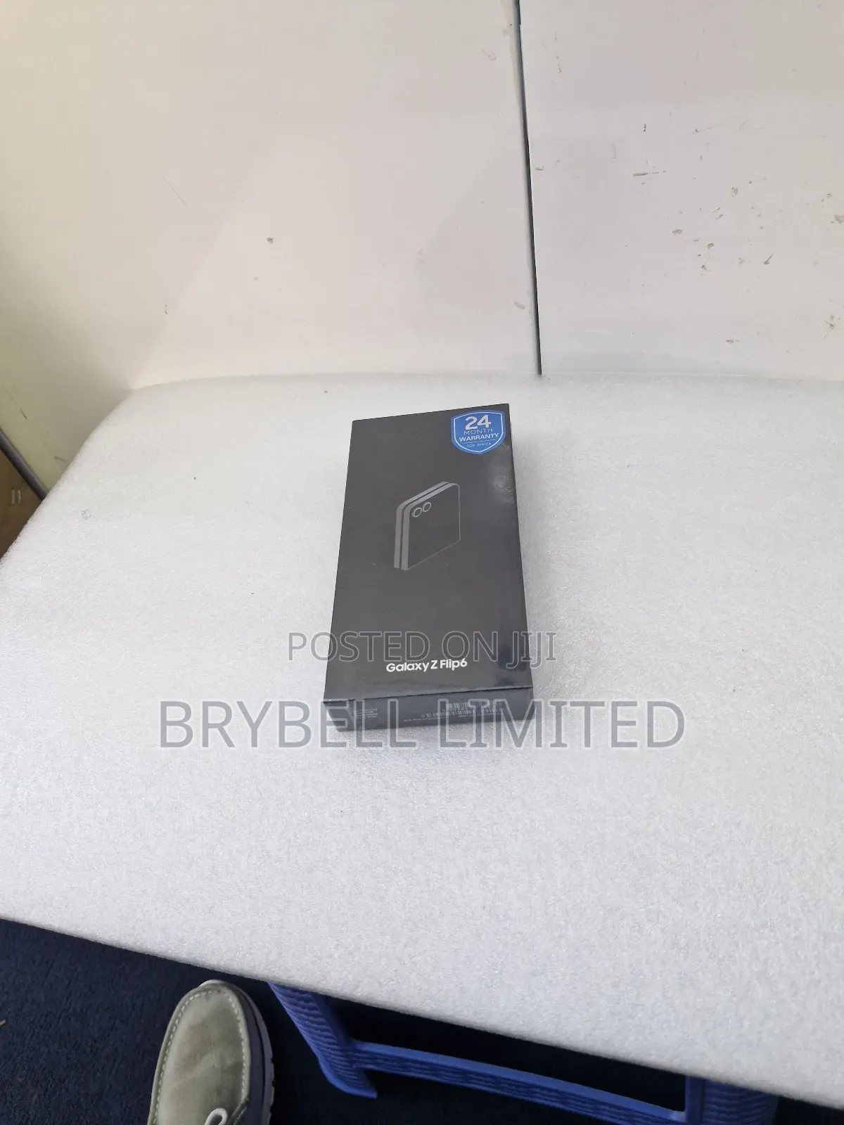 New Samsung Galaxy Z Flip6 256 GB Silver