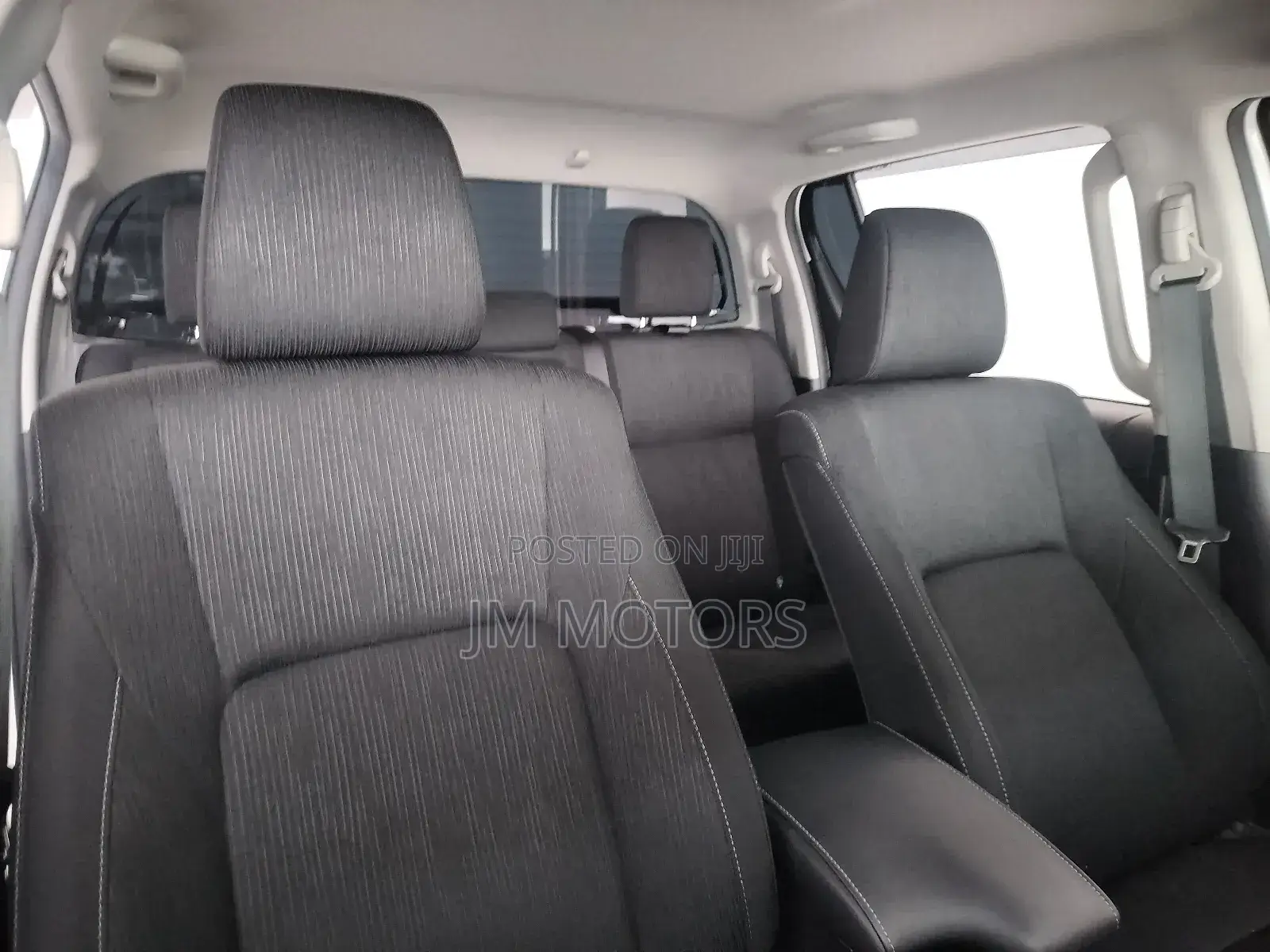 Toyota Hilux 2020 White