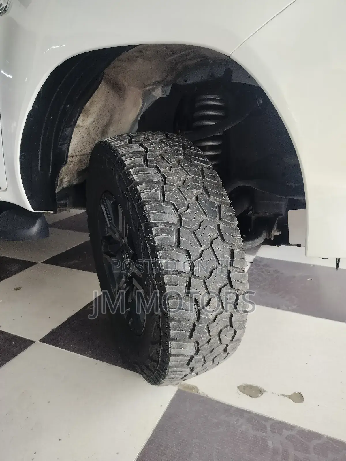 Toyota Hilux 2020 White