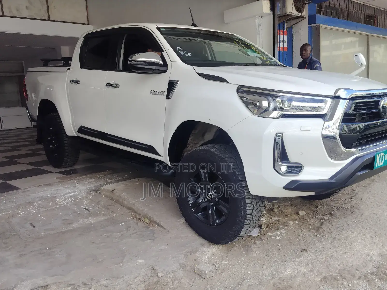 Toyota Hilux 2020 White