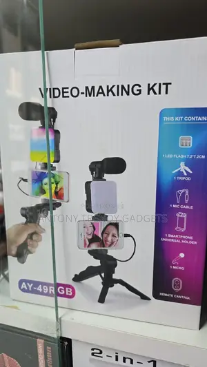 Video Content Kit – Ay-49 Led Light, Mic, Stand & Remote
