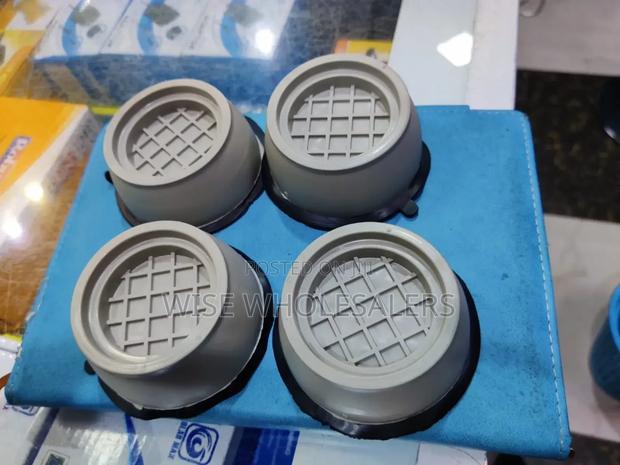 *Anti Vibration Fridge/Washing Machine Stand