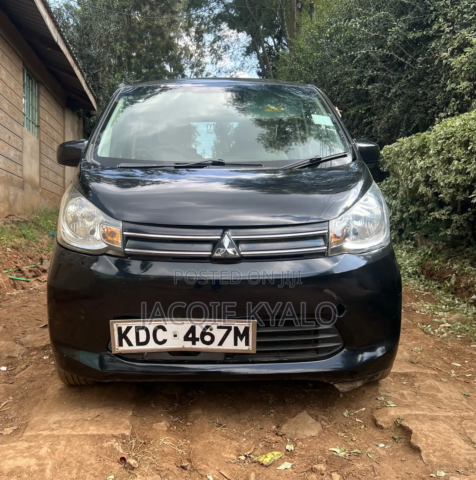 Mitsubishi EK Wagon 660 FWD 2014 Black