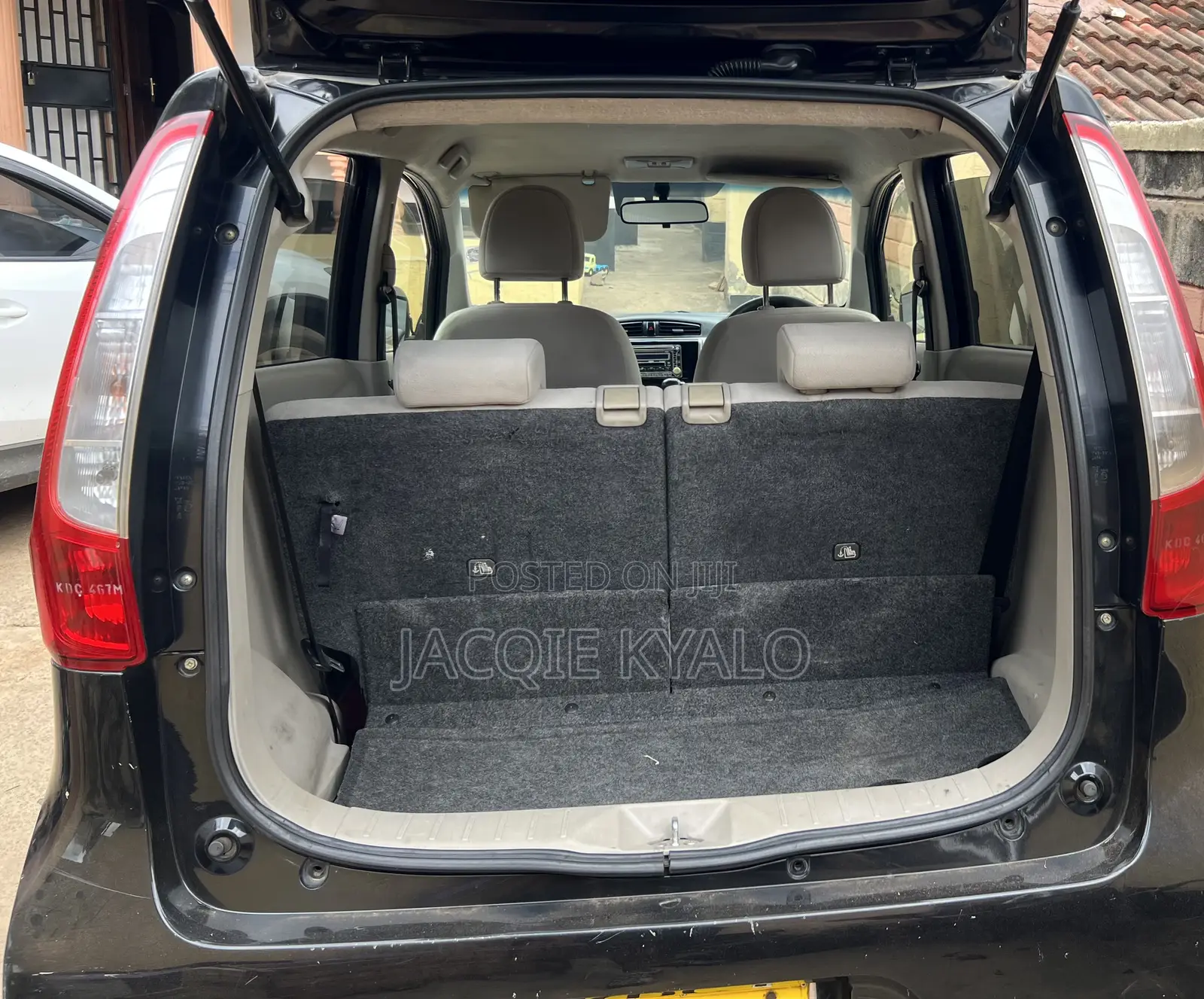 Mitsubishi EK Wagon 660 FWD 2014 Black