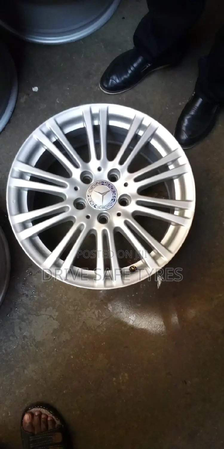 Mercedes Benz Original Rim Size 17 Set