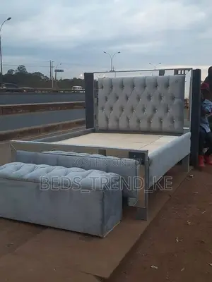 5 by 6 Chester Bed + Ottoman