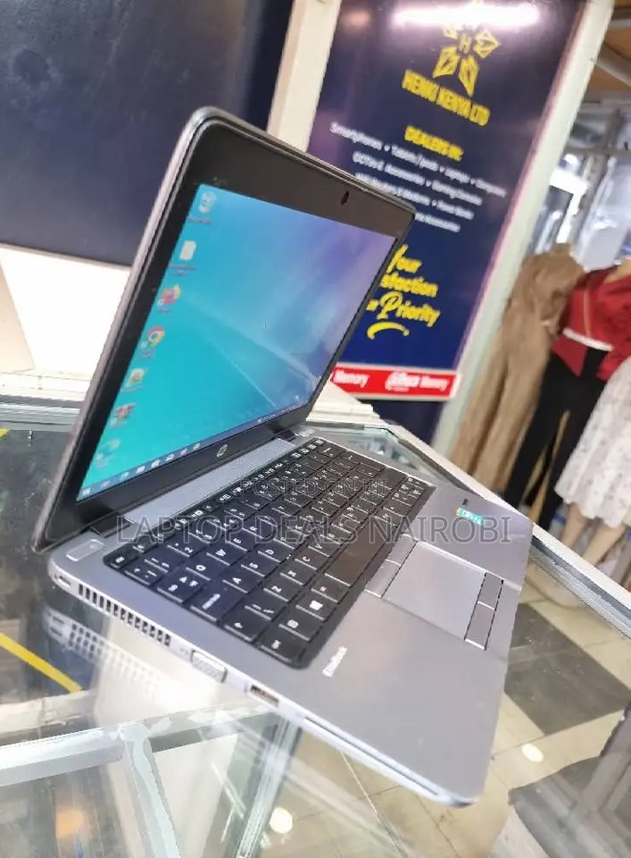 Laptop HP EliteBook 820 G1 8GB Intel Core I5 SSD 256GB